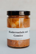 Lade das Bild in den Galerie-Viewer, Rinderroulade in Rotwein geschmort
